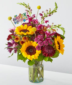 pop of whimsy bouquet & happy birthday topper